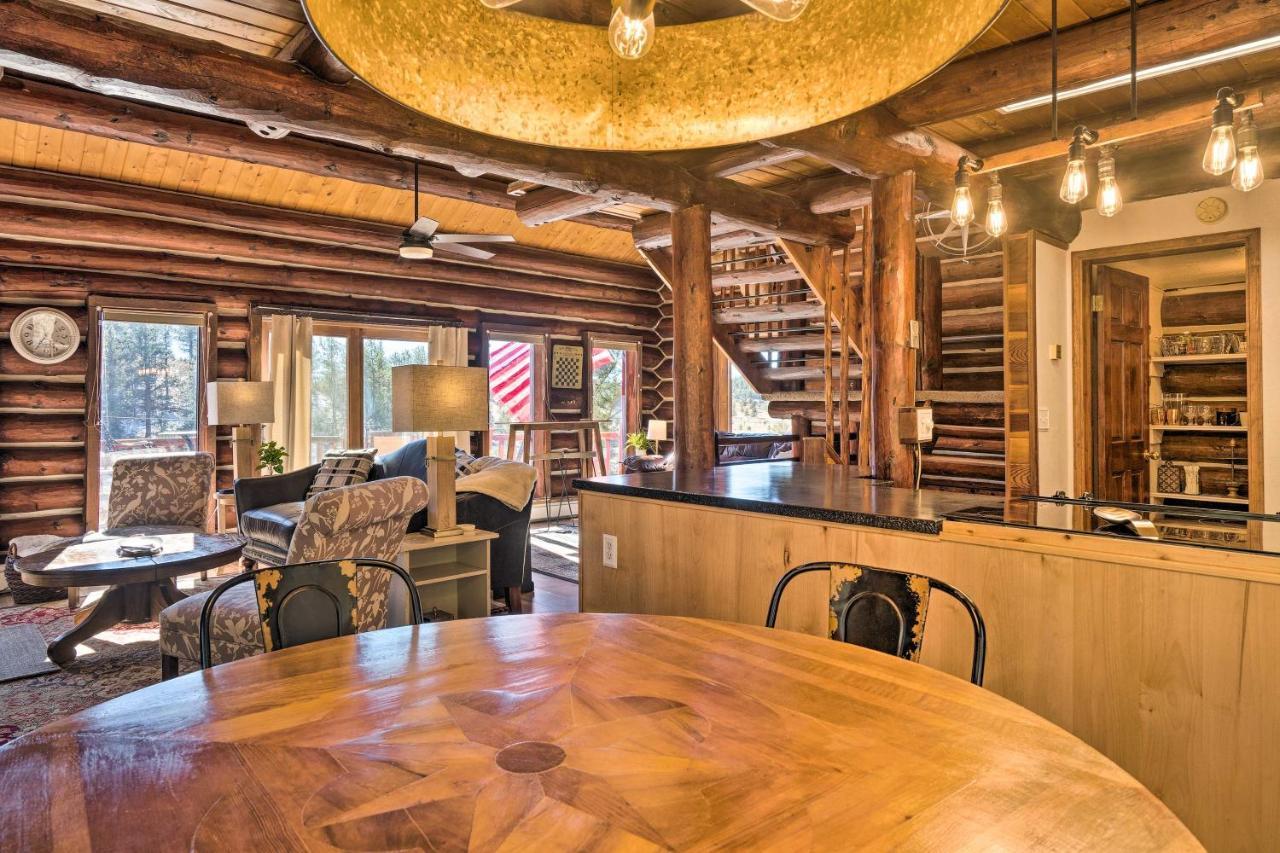 Classic Colorado Log Home With Mountain Views! 플로리선트 외부 사진